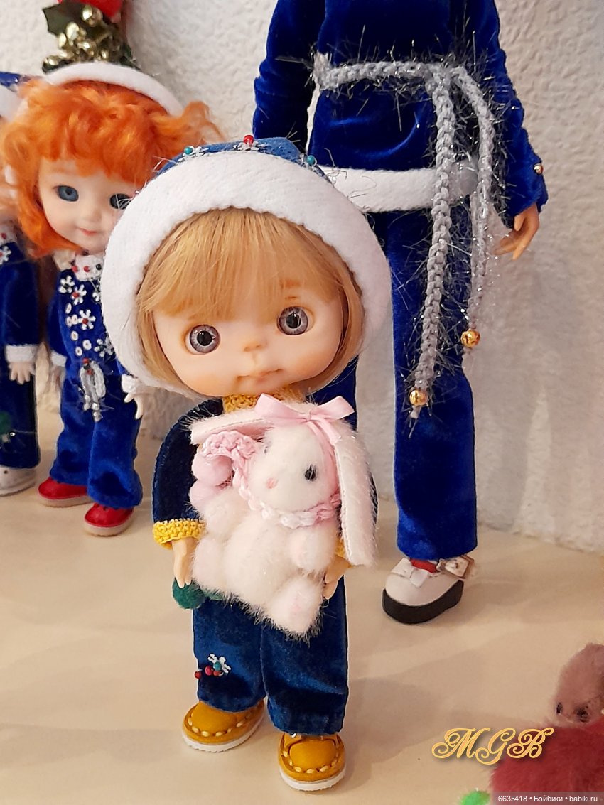 Подарки от Деда Мороза для самых маленьких