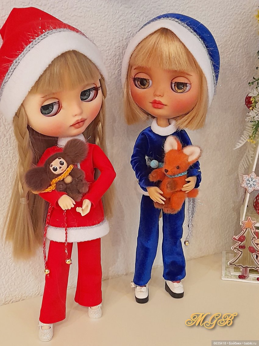 Подарки от Деда Мороза для самых маленьких