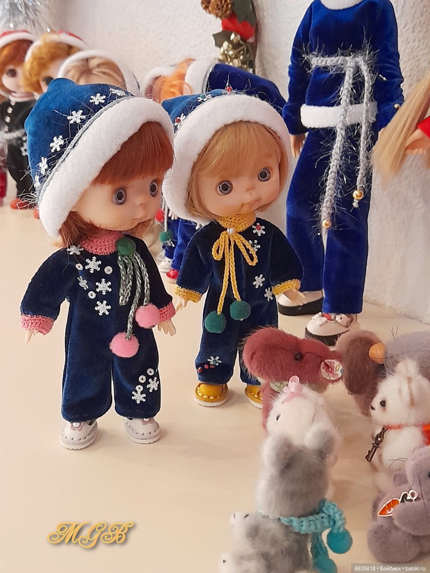 Подарки от Деда Мороза для самых маленьких