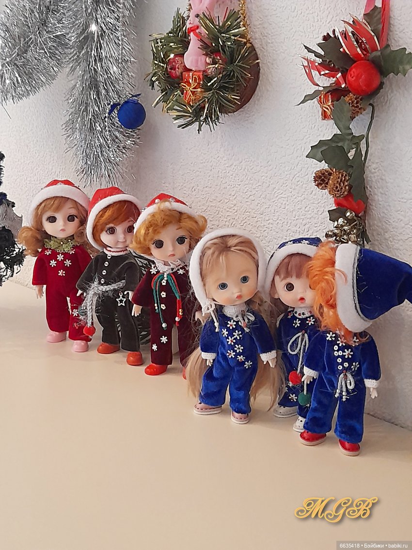 Подарки от Деда Мороза для самых маленьких