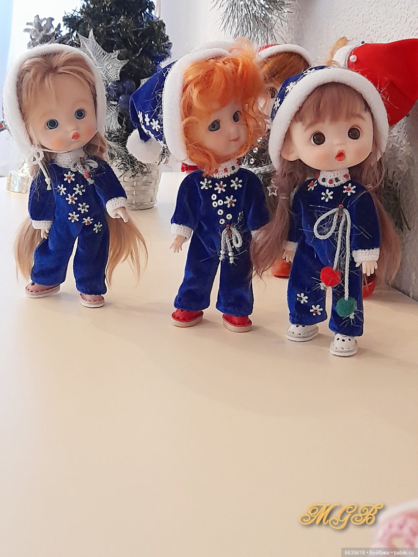 Подарки от Деда Мороза для самых маленьких