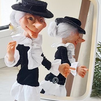 О старухе Шапокляк и Зеркале