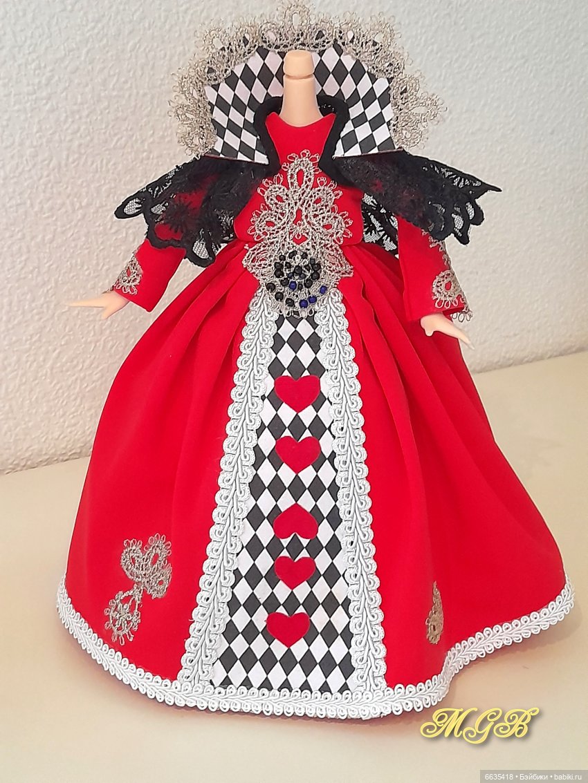 Королева без головы — Одежда и обувь для кукол своими руками: фото