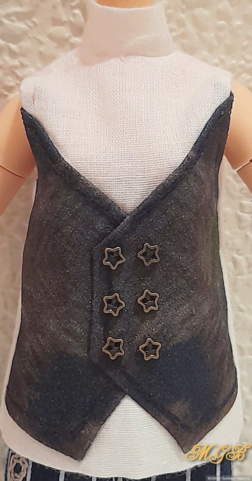 МК «Один из приёмов при пошиве многослойной одежды для кукол»