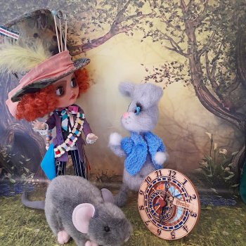 О «Безумном чаепитии" Льюиса Кэрролла и его героях