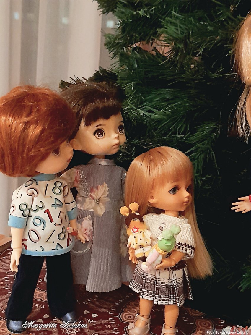 Украшать ёлочку будем все вместе