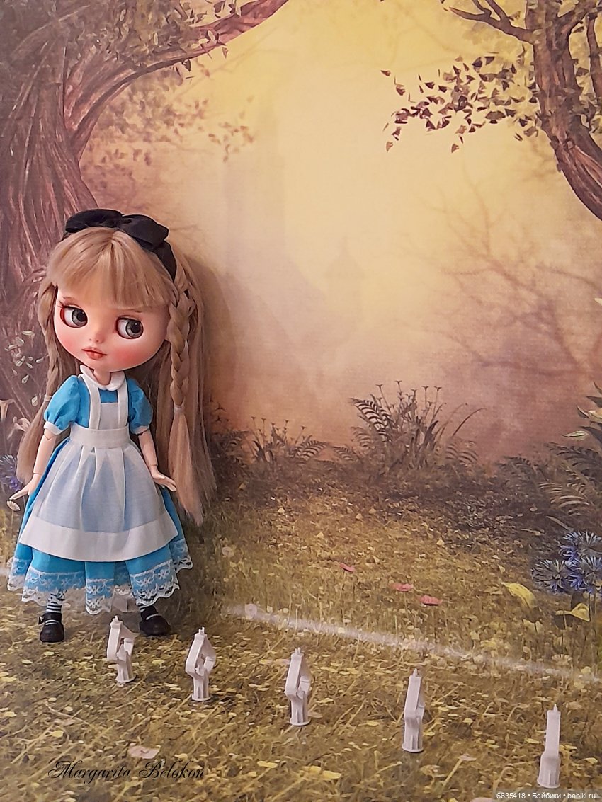 "Алиса в Зазеркалье" ГЛАВА II. САД ЖИВЫХ ЦВЕТОВ