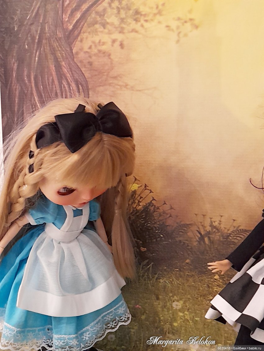 "Алиса в Зазеркалье" ГЛАВА II. САД ЖИВЫХ ЦВЕТОВ