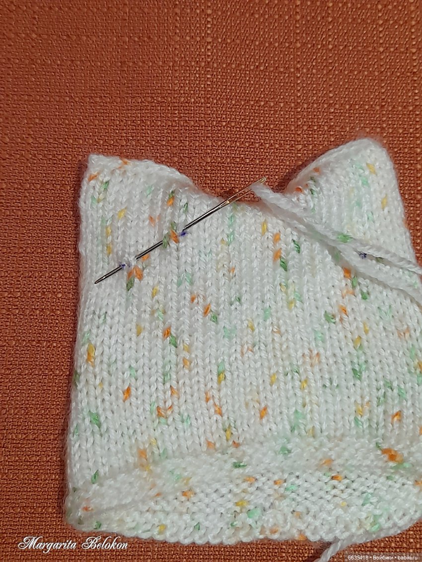 МК «Вяжем шапочку с объёмными ушками для куклы»