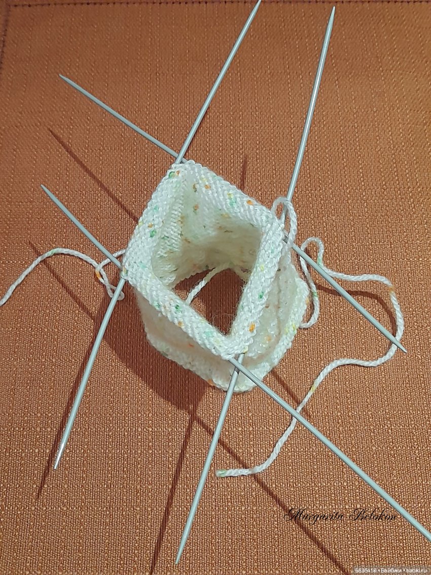 МК «Вяжем шапочку с объёмными ушками для куклы» (фото 5)