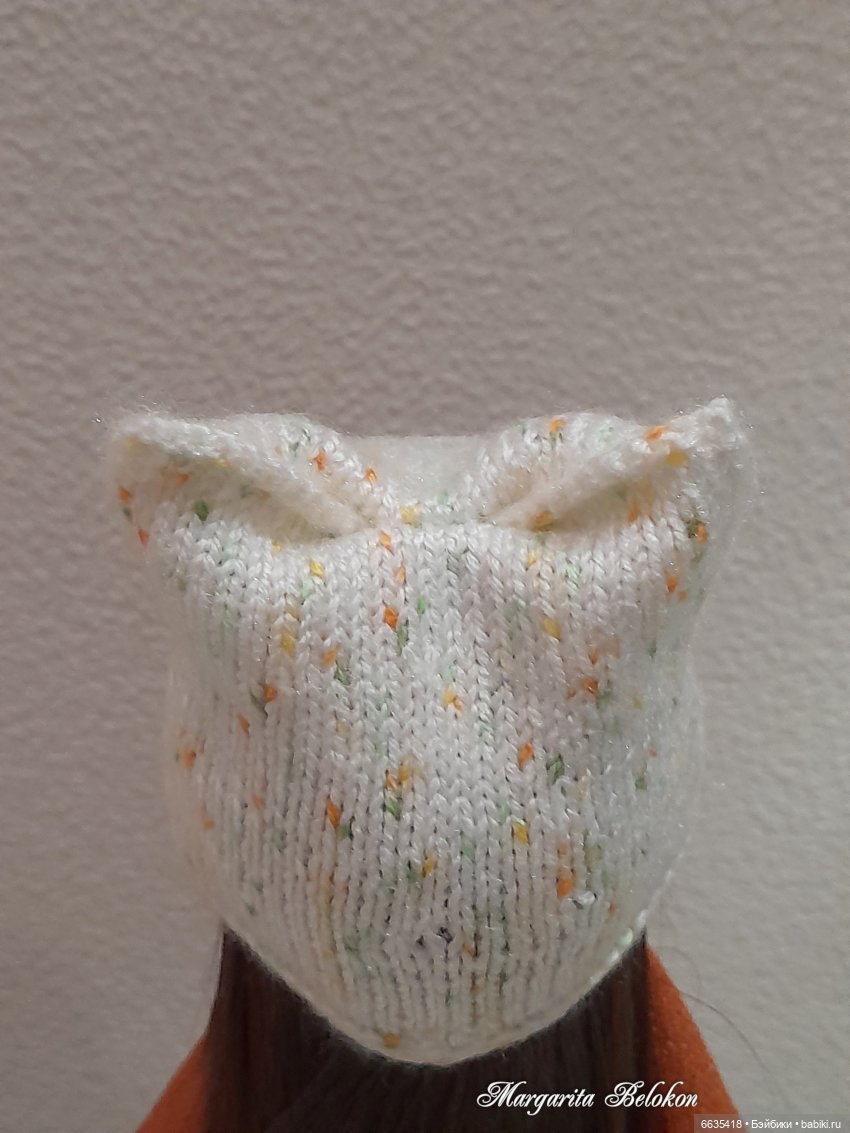 МК «Вяжем шапочку с объёмными ушками для куклы»