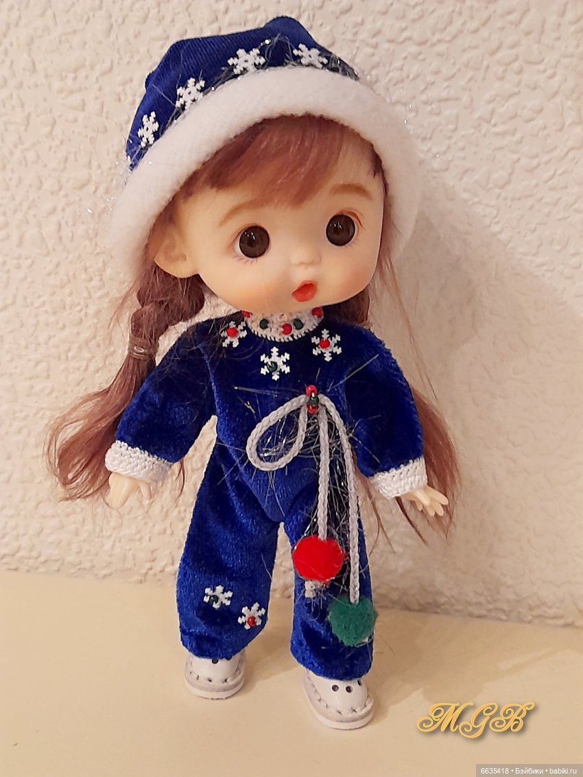 Велюр в одежде моих кукол (фото 6)