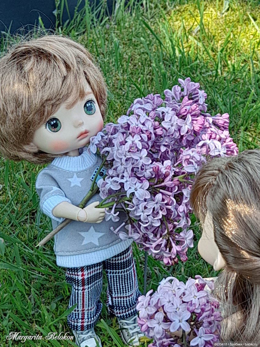 Майский сад глазами моих кукол