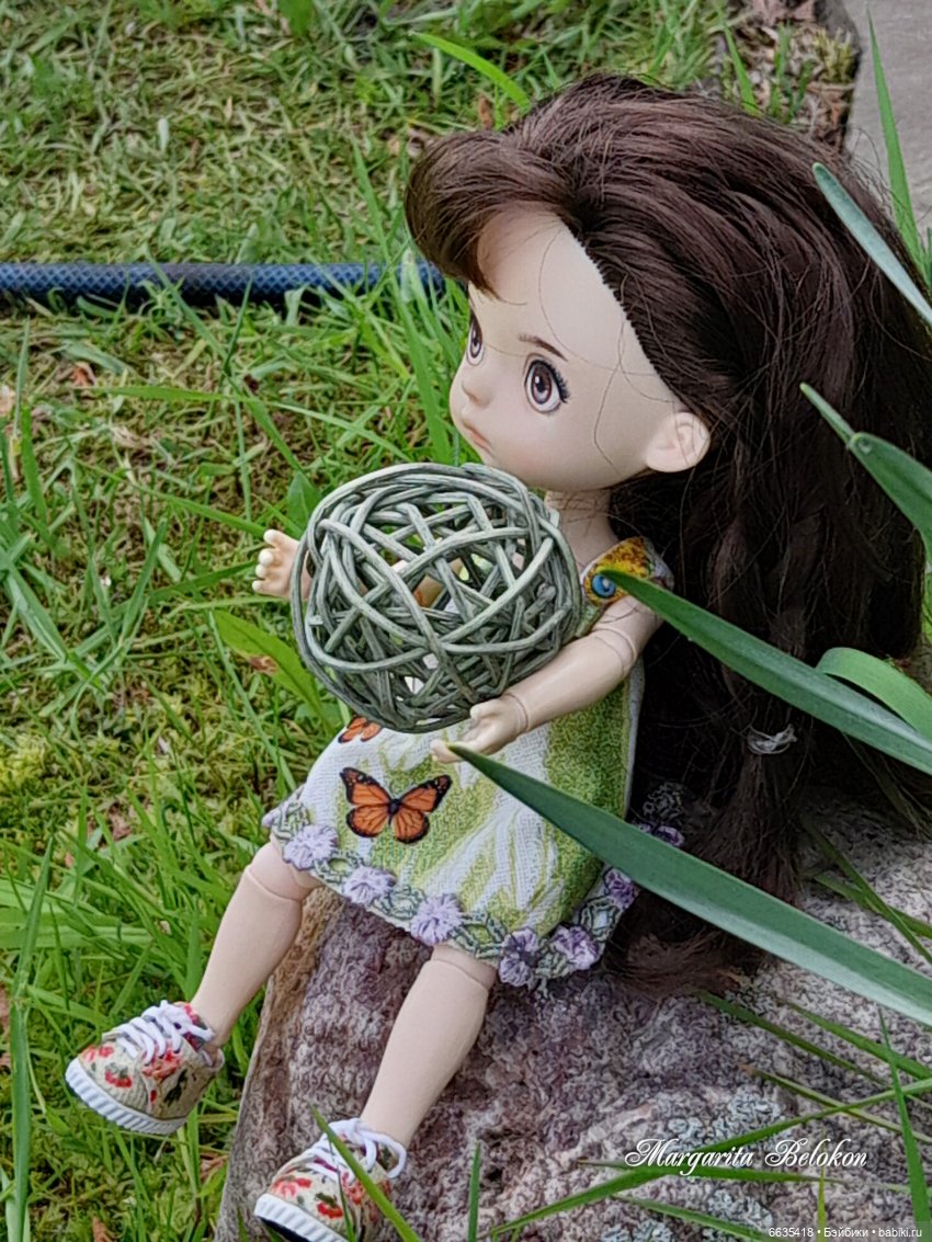 Майский сад глазами моих кукол