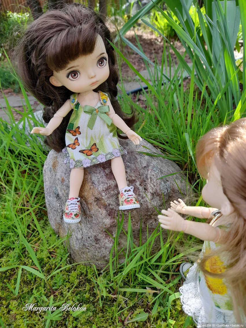 Майский сад глазами моих кукол