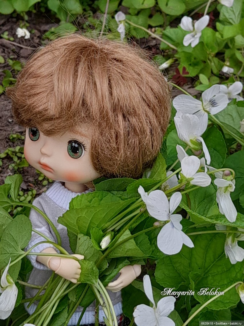 Майский сад глазами моих кукол