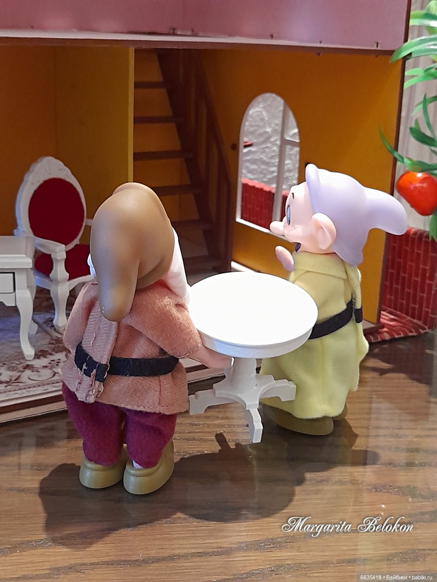 Готовность помочь — Зарисовки из кукольной жизни: фотоистории