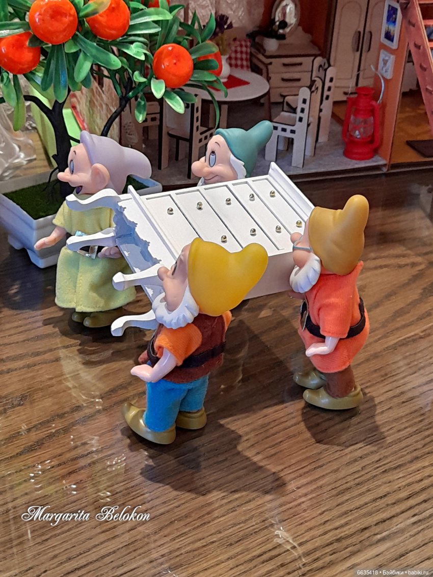 Готовность помочь — Зарисовки из кукольной жизни: фотоистории