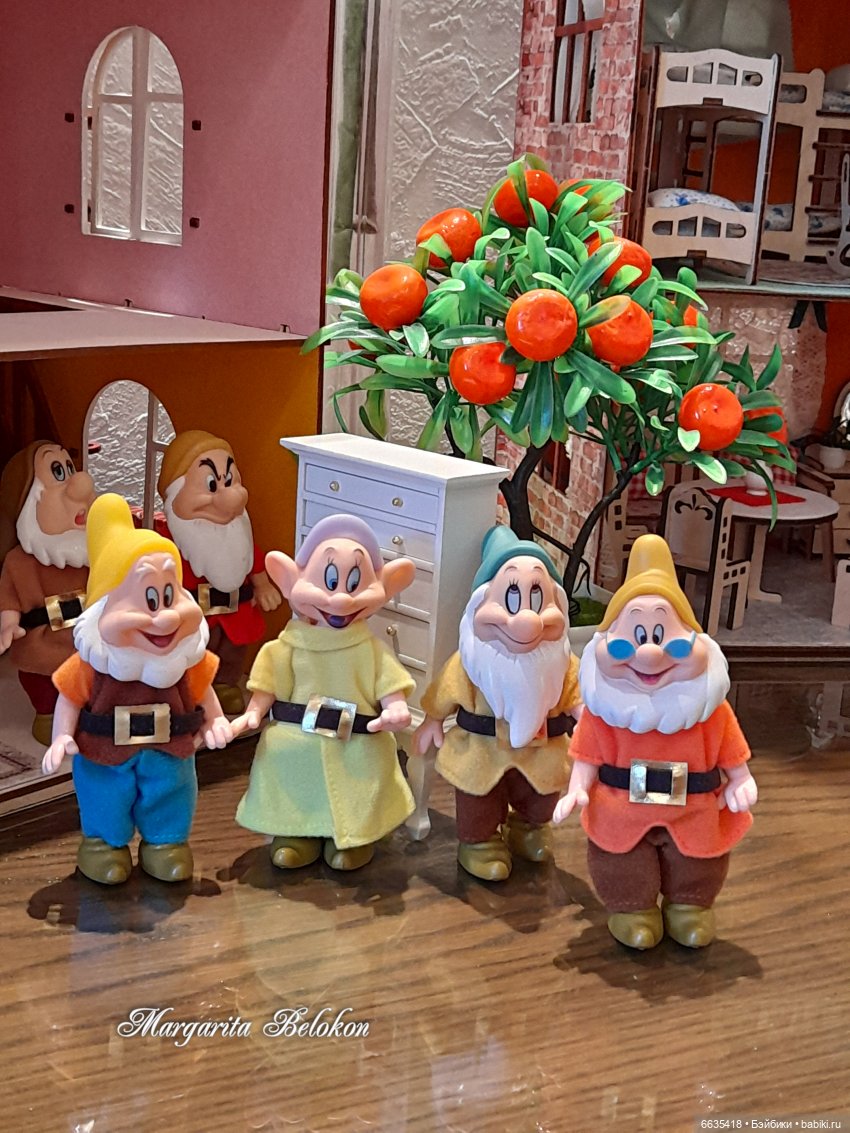 Готовность помочь — Зарисовки из кукольной жизни: фотоистории