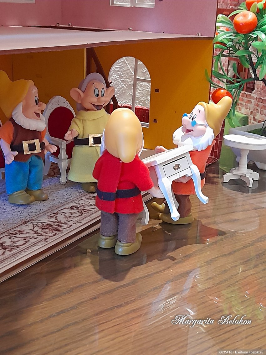 Готовность помочь — Зарисовки из кукольной жизни: фотоистории