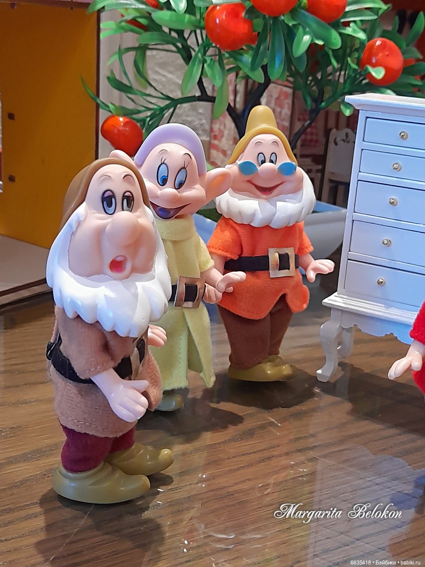 Готовность помочь — Зарисовки из кукольной жизни: фотоистории