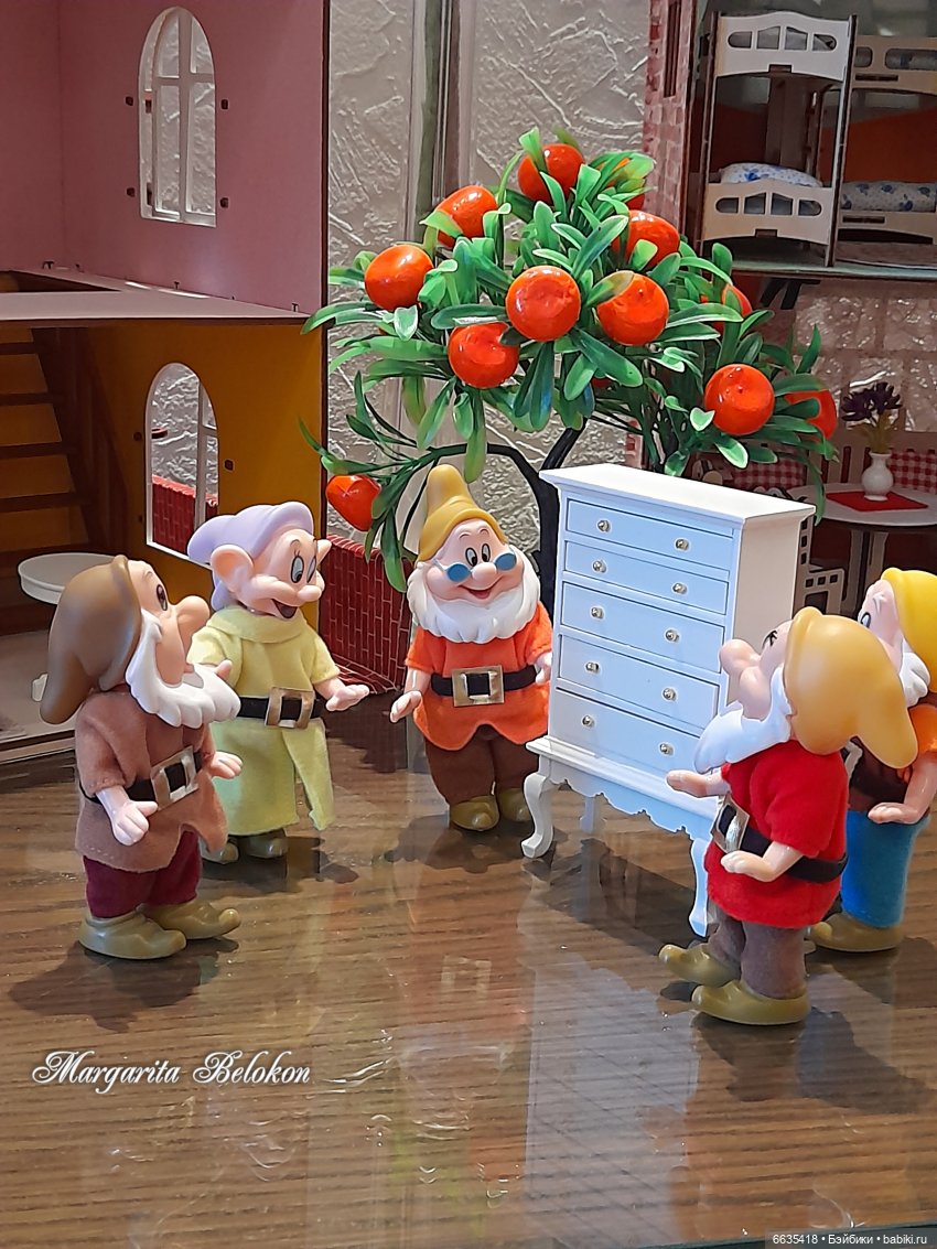 Готовность помочь — Зарисовки из кукольной жизни: фотоистории