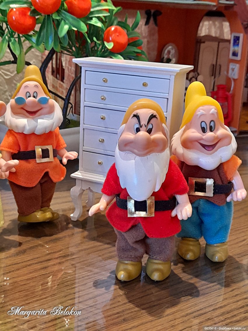 Готовность помочь — Зарисовки из кукольной жизни: фотоистории