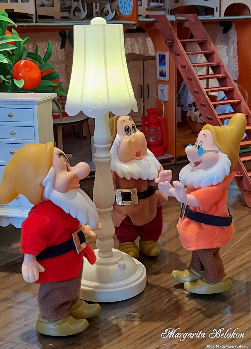 Готовность помочь — Зарисовки из кукольной жизни: фотоистории