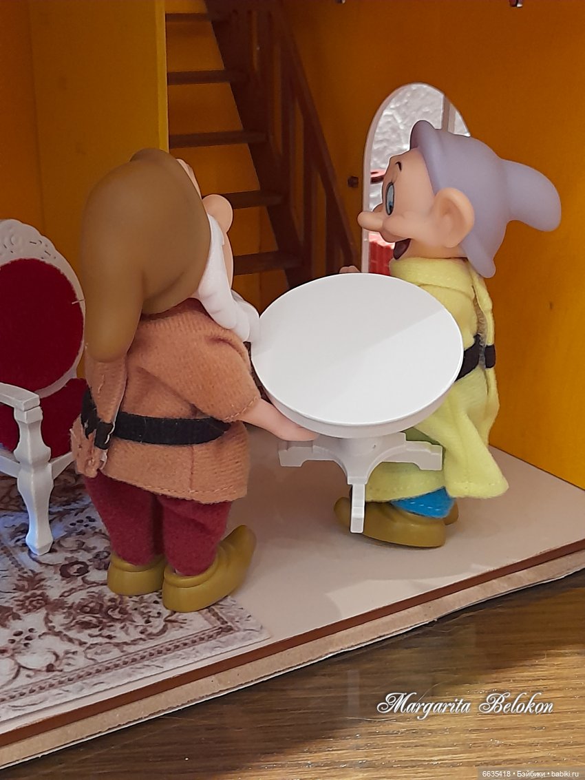 Готовность помочь — Зарисовки из кукольной жизни: фотоистории