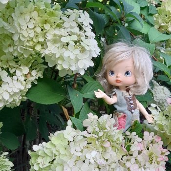 Новая девочка в новом образе