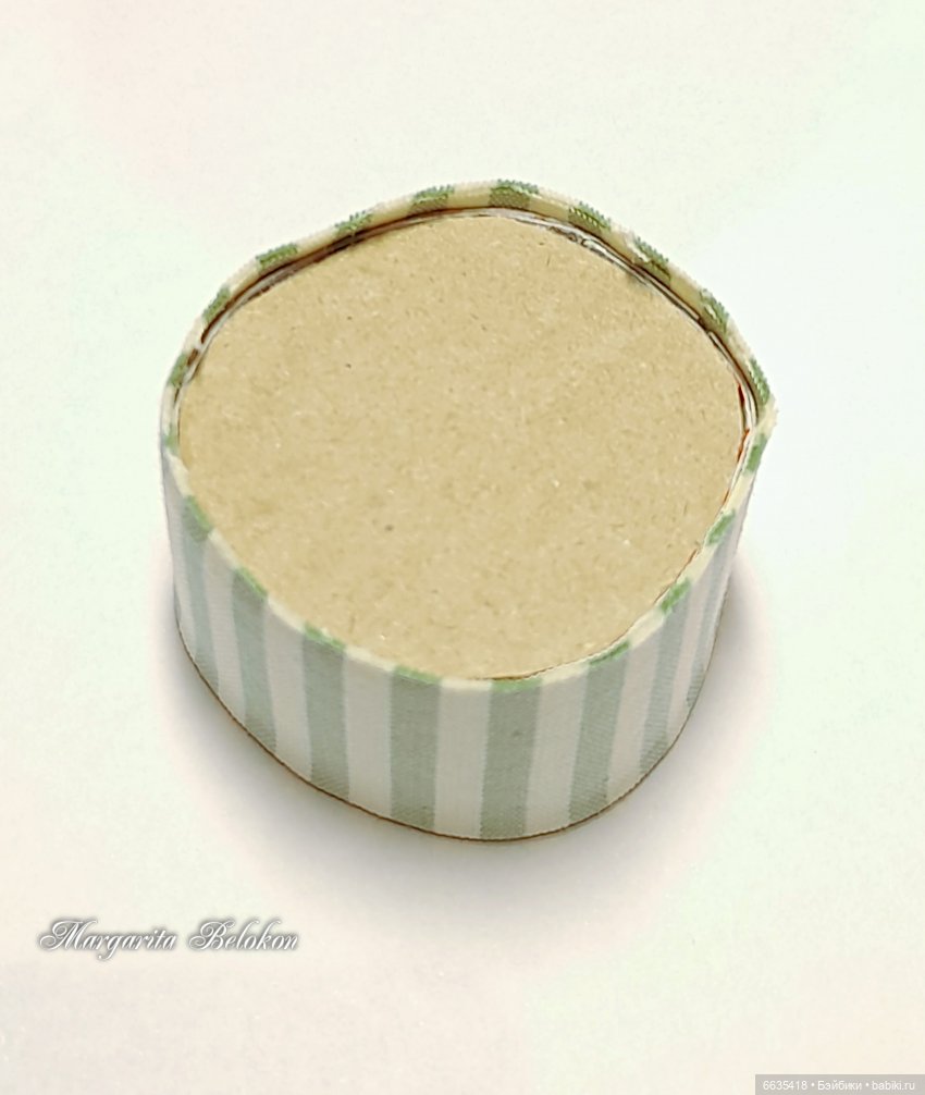 МК «Кресло для кукол из картона»