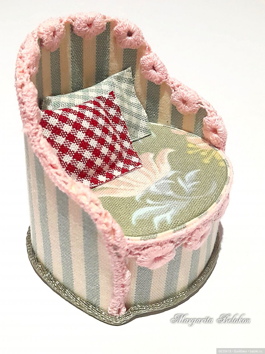 МК «Кресло для кукол из картона»