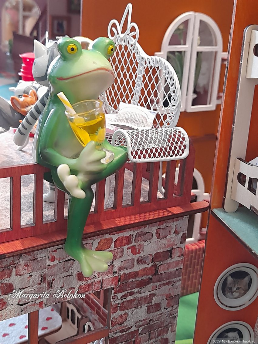 Теперь у меня есть моя маленькая вселенная