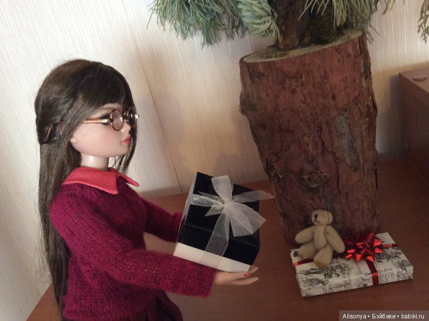 Как моя Элина наряжала ёлку (фото 9)