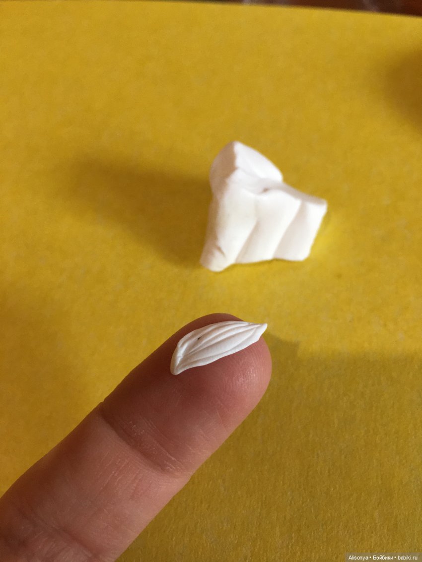 МК Ветка лилии из полимерной глины. Миссис Бэйбики 2020 (фото 8)