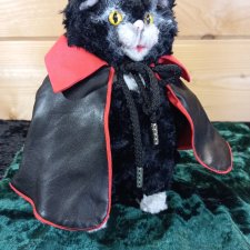 Игрушка Кот злодей, толстенький и мягкий граф Дракула, авторская