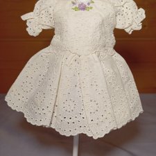Платье на винтажную или антикварную куклу