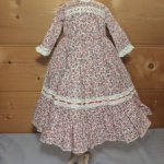 Платье для антикварной или винтажной куклы