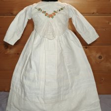 Платье на большую антикварную или винтажную куклу