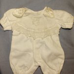Комбинезон для антикварной или винтажной куклы или реборна
