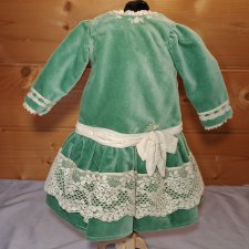Платье на антикварную или винтажную куклу рост 50 см