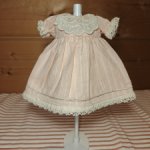 Платье на антикварную или винтажную куклу рост 20-22. см
