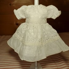Платье на антикварную или винтажную куклу рост 20 см