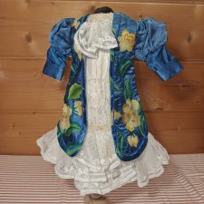 Платье шёлк на антикварную или винтажную куклу рост 45-48 см