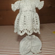 Платье на антикварную или винтажную куклу рост 16-18 см