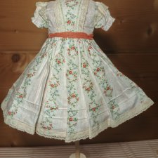 Платье на антикварную или винтажную куклу рост 26-28 см