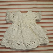 Платье на антикварную или винтажную куклу рост 14 см