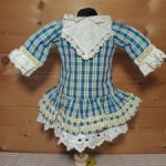 Платье на антикварную или винтажную куклу рост 35 см