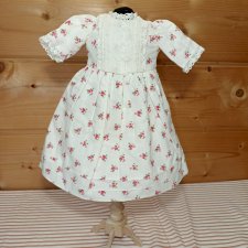 Платье на куклу ростом 40 см