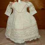 Платье на антикварную или винтажную куклу рост 20-22 см
